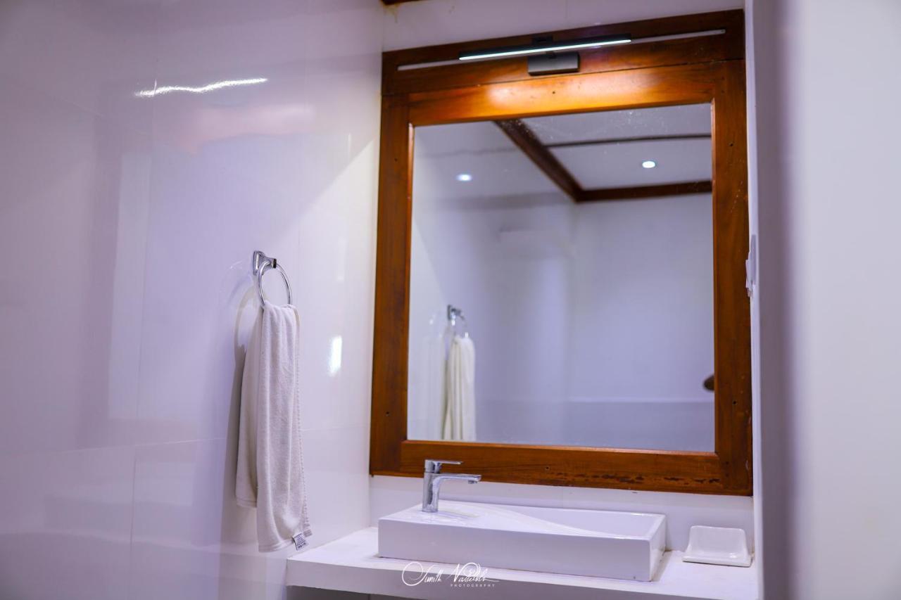 Ceylonta Beach Resort And Spa ハンバントタ エクステリア 写真