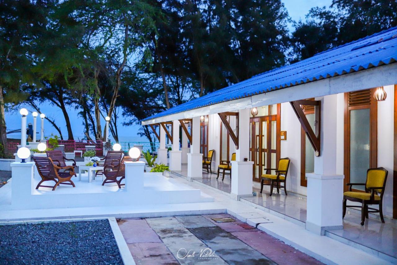 Ceylonta Beach Resort And Spa ハンバントタ エクステリア 写真