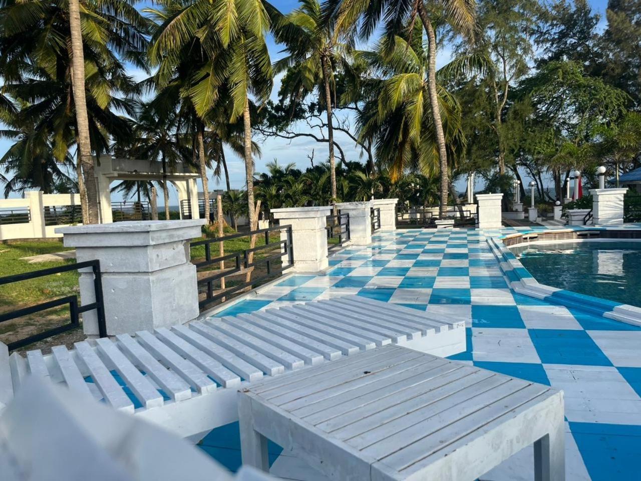 Ceylonta Beach Resort And Spa ハンバントタ エクステリア 写真