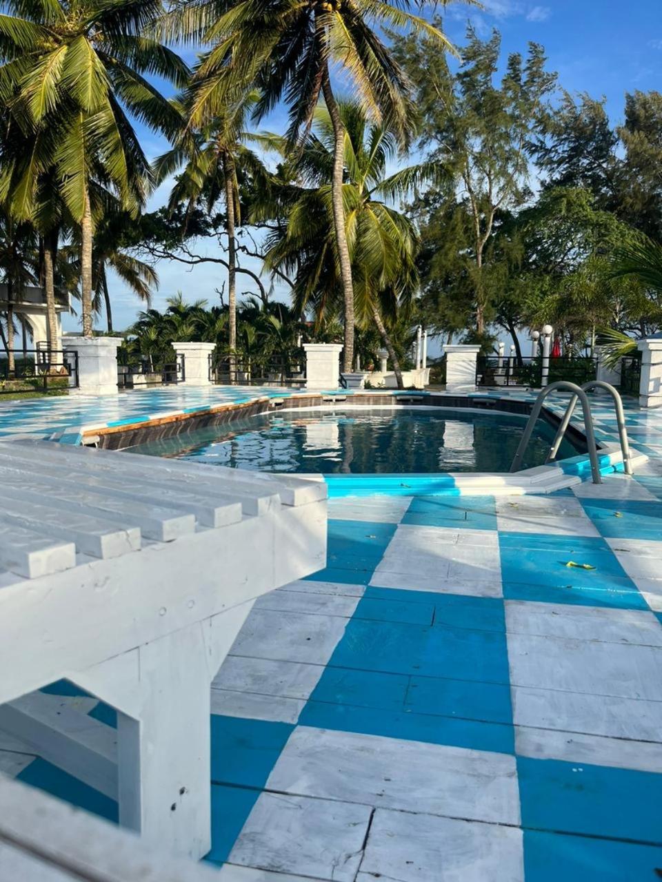 Ceylonta Beach Resort And Spa ハンバントタ エクステリア 写真