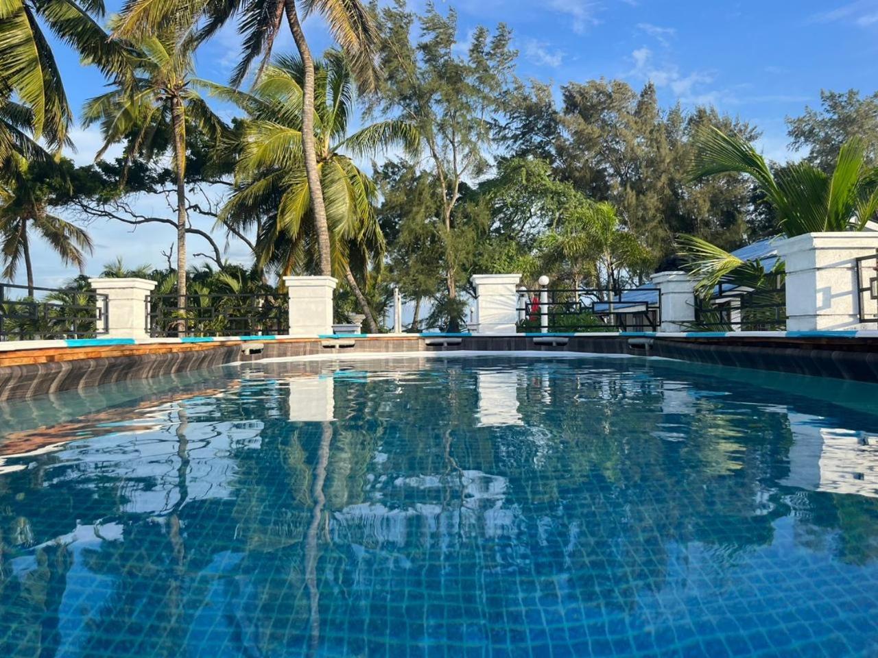 Ceylonta Beach Resort And Spa ハンバントタ エクステリア 写真